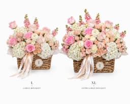 Pink Smile bouquet — size comparison