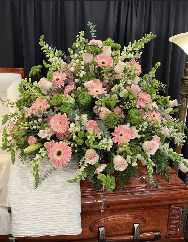 Casket Spray 002